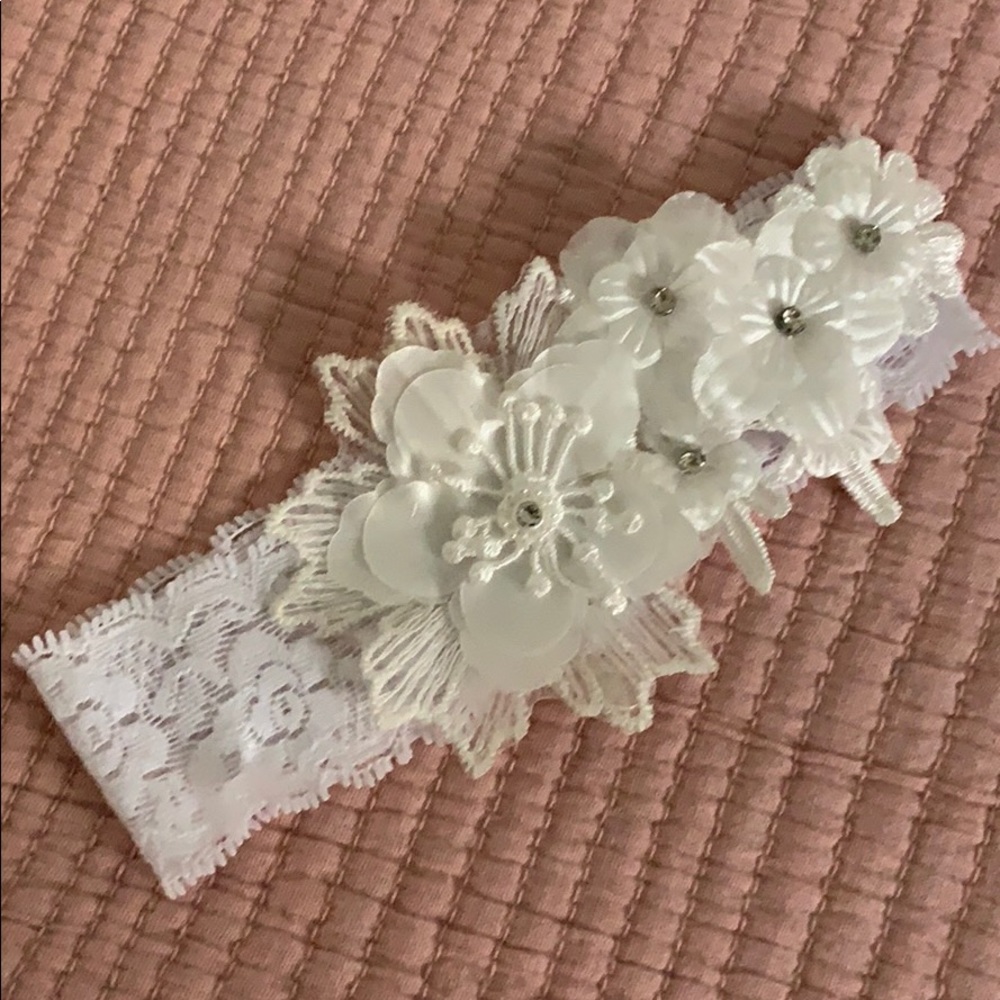 NWOT - 0-3 Month Baby Lace Headband White
